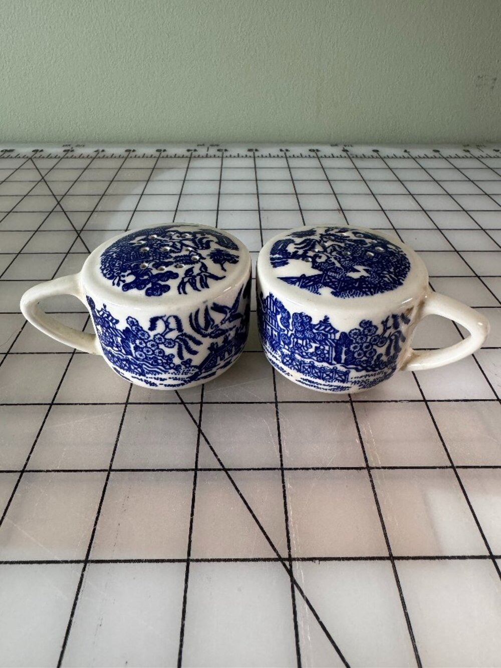 Vintage Blue Willow Salt Pepper Shakers Mini Mug Handle Transferware